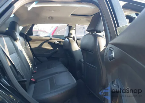 2016 Ford Focus Titanium из США, поврежденный, VIN 1FADP3J26GL280987